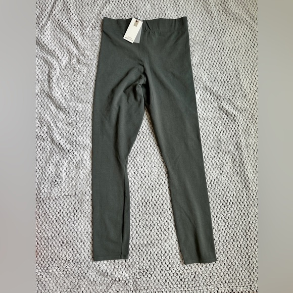 NWT Good American High Rise Essentials Leggings Size 2 - Picture 3 of 6